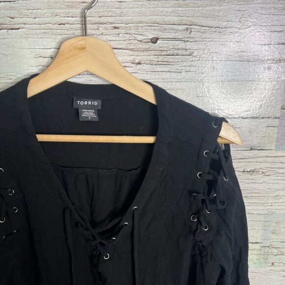 Torrid black blouse long sleeve top lace size 1x - Picture 3 of 7